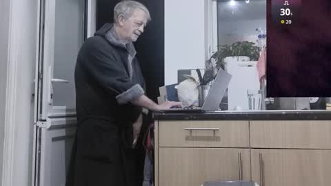 Play Me online show from 12-03-25, 05:04