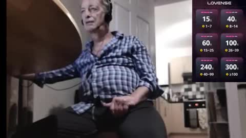 Play Me online show from 12-15-25, 04:22