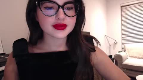 Snapshot of playnofuckinggames chatting on 12-24-24, 08:05 Mary online show from 12-24-24, 08:05