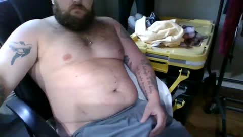 Snapshot of pleasewithease chatting on 10-13-25, 06:41 aimtoplease online show from 10-13-25, 06:41