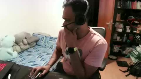 Sam online show from 02-19-26, 07:43