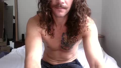 Snapshot of pleasurea chatting on 02-23-25, 05:18 pleasure online show from 02-23-25, 05:18