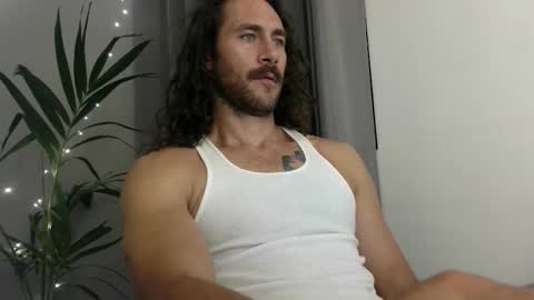 Snapshot of pleasurea chatting on 12-13-25, 11:32 pleasure online show from 12-13-25, 11:32