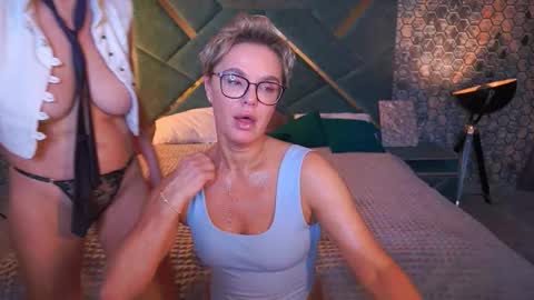 Ira brunette and Vika blonde online show from 10-26-25, 01:39