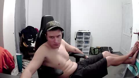 plkrisztian online show from 04-25-26, 10:40