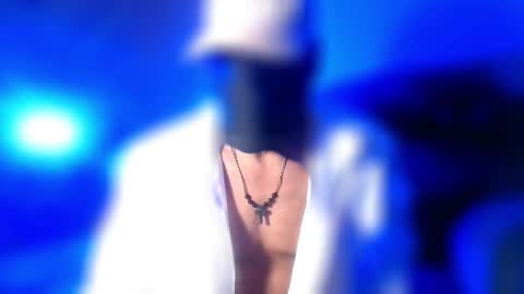 Snapshot of plush73 chatting on 01-21-25, 04:43 StraightPlush online show from 01-21-25, 04:43