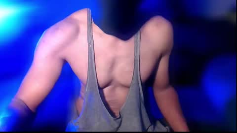 Snapshot of plush73 chatting on 09-16-25, 04:02 StraightPlush online show from 09-16-25, 04:02