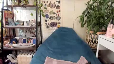 Goddess Pluto online show from 01-16-26, 10:14