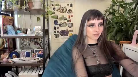 Goddess Pluto online show from 01-18-26, 10:35