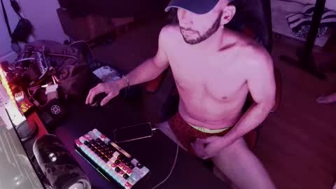 Snapshot of pmadhatter chatting on 12-17-25, 04:18 PMadHatter online show from 12-17-25, 04:18