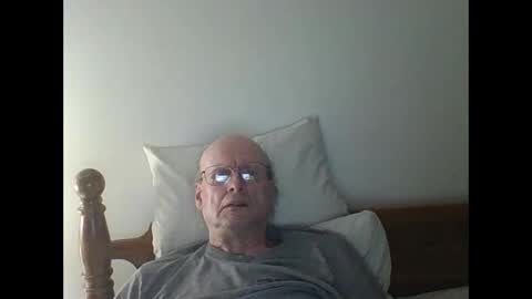 trek 11 online show from 09-28-25, 05:02