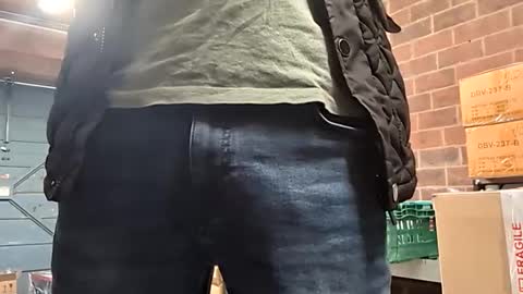 Snapshot of po13o chatting on 10-27-25, 11:03 po13o online show from 10-27-25, 11:03