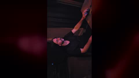 Snapshot of po5ss chatting on 12-16-25, 03:00 Poss online show from 12-16-25, 03:00