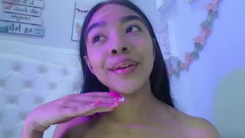 Pocahontas online show from 09-18-25, 01:13