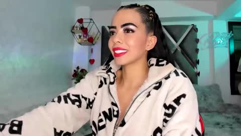 I dream of having many followers online show from 02-21-25, 10:17