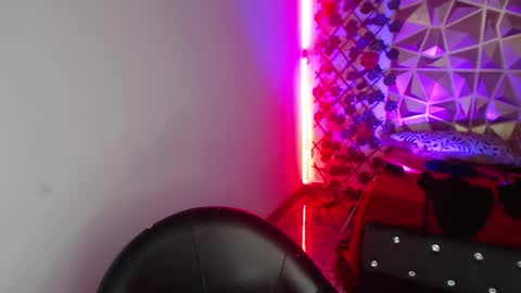 poison_doll2 online show from 11-13-25, 06:07