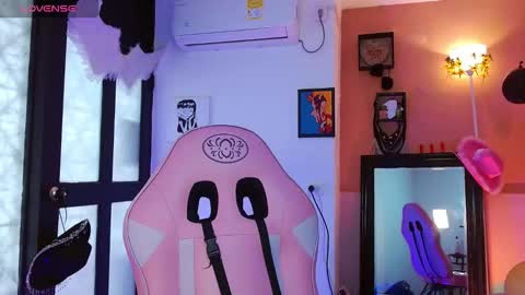 poison_liv online show from 02-08-26, 01:36