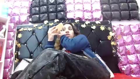 Snapshot of poisondost_hot chatting on 10-04-25, 11:52 Aleja online show from 10-04-25, 11:52