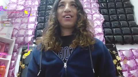 Snapshot of poisondost_hot chatting on 11-21-25, 11:20 Aleja online show from 11-21-25, 11:20