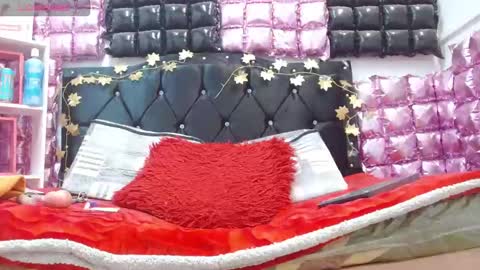 Snapshot of poisondost_hot chatting on 11-30-25, 04:55 Aleja online show from 11-30-25, 04:55