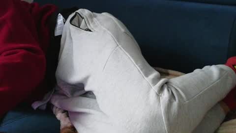 Karolina online show from 01-26-25, 01:36