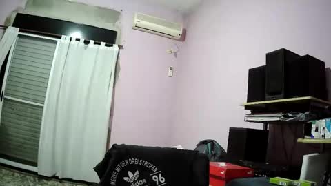 Snapshot of pol22010 chatting on 05-20-26, 12:06 Polako online show from 05-20-26, 12:06
