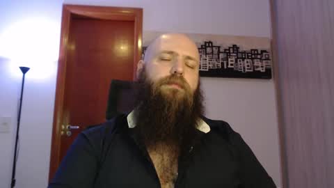 Bear online show from 03-01-25, 01:11