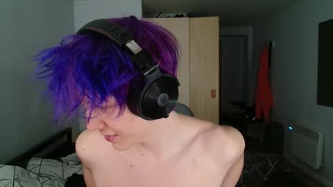 Snapshot of polarny05 chatting on 01-16-25, 09:30 Polarny online show from 01-16-25, 09:30