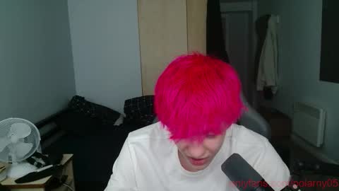 Snapshot of polarny05 chatting on 10-04-25, 07:23 Polarny online show from 10-04-25, 07:23