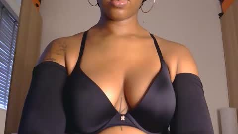 Snapshot of poleheathen chatting on 11-12-25, 11:21 Heathen online show from 11-12-25, 11:21