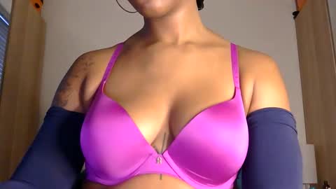 Snapshot of poleheathen chatting on 12-03-25, 11:30 Heathen online show from 12-03-25, 11:30