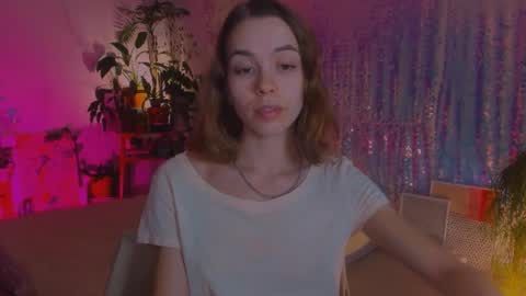 Snapshot of poli__ chatting on 12-17-24, 12:12 Martha online show from 12-17-24, 12:12