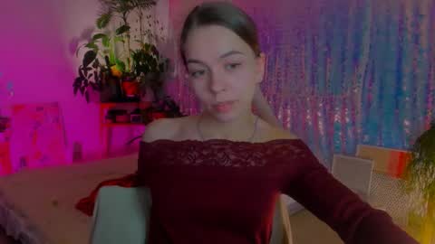 Snapshot of poli__ chatting on 12-22-24, 01:23 Martha online show from 12-22-24, 01:23