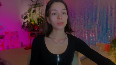 Snapshot of poli__ chatting on 12-22-24, 09:20 Martha online show from 12-22-24, 09:20