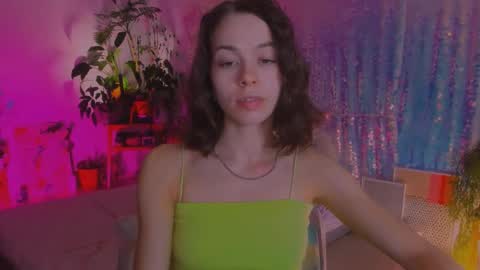 Snapshot of poli__ chatting on 12-31-24, 12:21 Martha online show from 12-31-24, 12:21