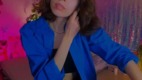 Snapshot of poli__ chatting on 01-06-25, 12:16 Martha online show from 01-06-25, 12:16