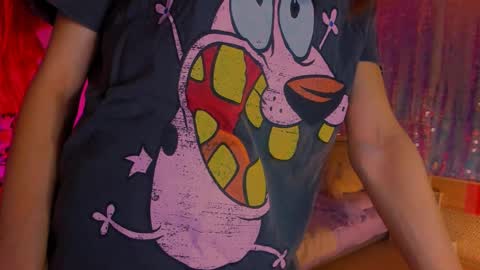 Snapshot of poli__ chatting on 01-08-25, 12:28 Martha online show from 01-08-25, 12:28