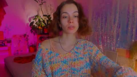 Snapshot of poli__ chatting on 02-08-25, 06:33 Martha online show from 02-08-25, 06:33