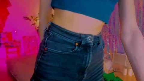 Snapshot of poli__ chatting on 02-28-25, 06:20 Martha online show from 02-28-25, 06:20