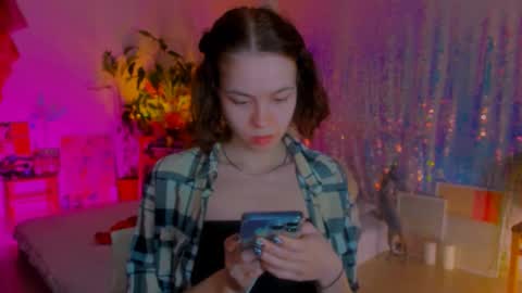 Snapshot of poli__ chatting on 03-04-25, 08:16 Martha online show from 03-04-25, 08:16