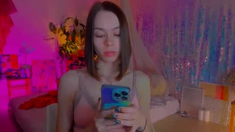 Snapshot of poli__ chatting on 03-12-25, 10:28 Martha online show from 03-12-25, 10:28