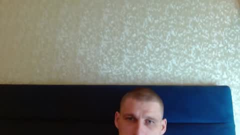 Poliglot online show from 01-28-25, 01:39