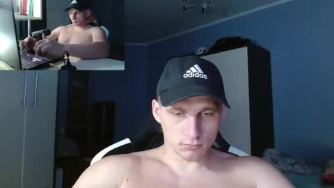 Poliglot online show from 09-22-25, 04:14