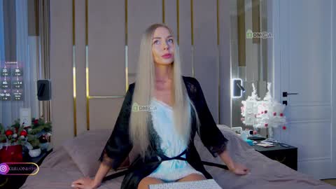 Polina online show from 01-02-25, 09:07