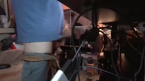 Snapshot of polishrifle3 chatting on 03-08-26, 08:51 jaws online show from 03-08-26, 08:51