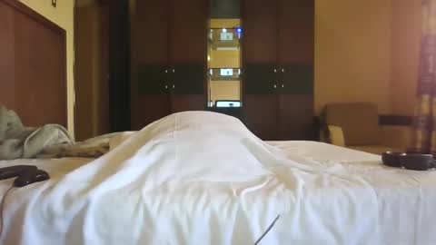 Snapshot of pollexxx66 chatting on 02-09-25, 12:19 Paul online show from 02-09-25, 12:19