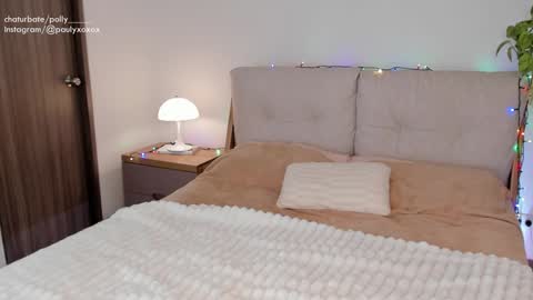 Polly online show from 12-03-24, 01:08