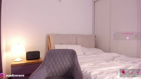 Polly online show from 09-23-25, 04:10