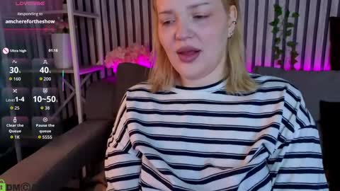 Polly online show from 04-28-26, 01:48