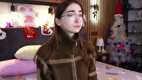 Polly online show from 12-18-25, 07:25